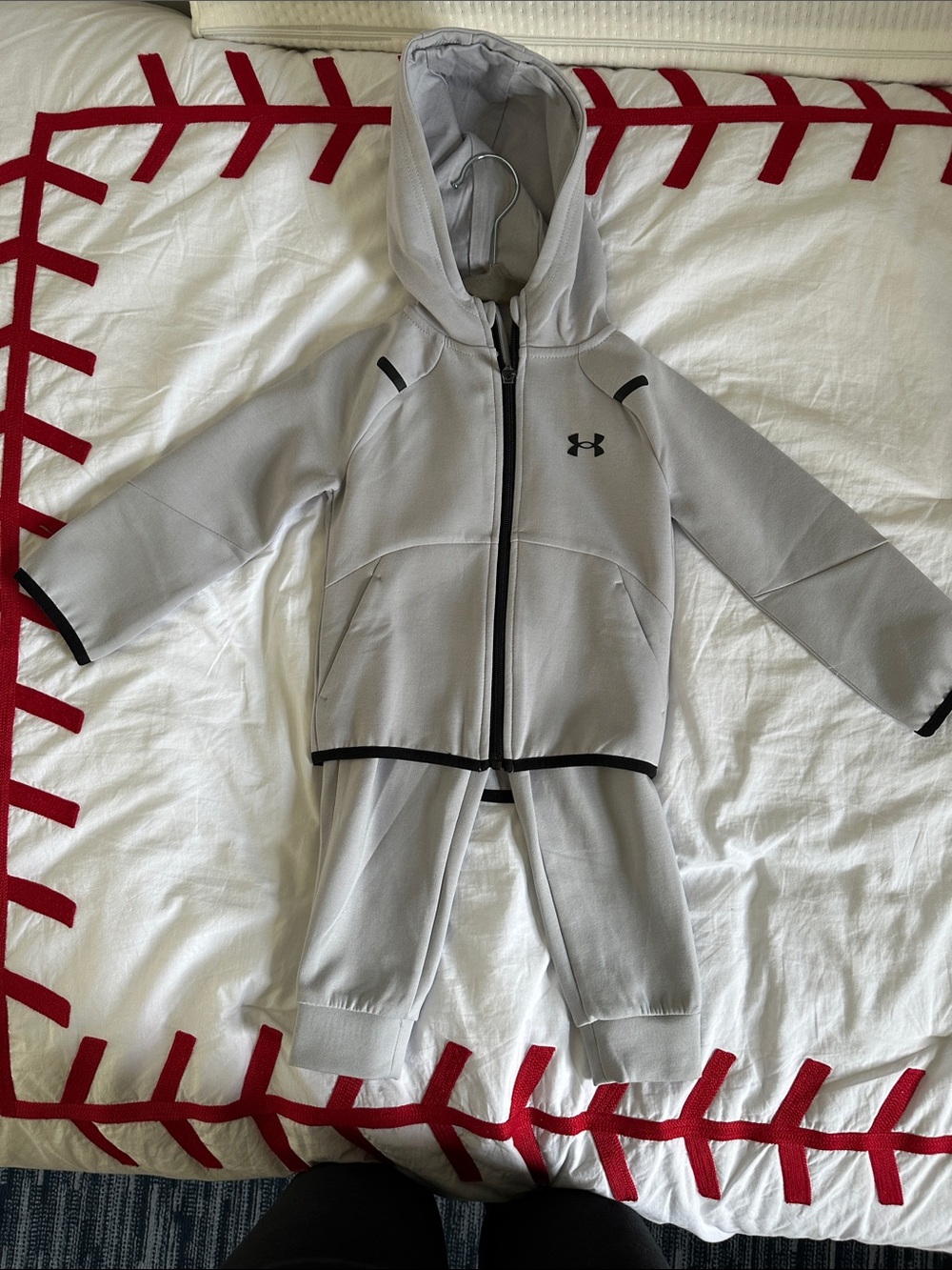 NWOT Under Armour Light Gray Hoodie and Joggers Set with Black Trim